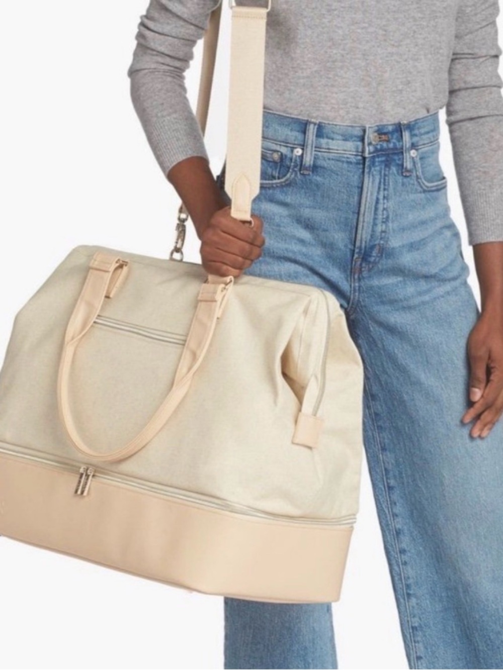 Béis Canvas Travel Weekender Bag in Cream